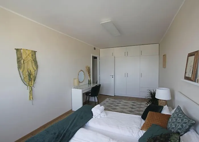 Superb With Incredible View At The Location דירה *