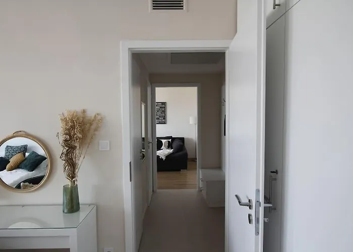 Superb With Incredible View At The Location דירה Veszprém