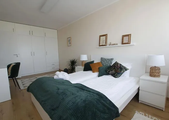 Superb With Incredible View At The Location *